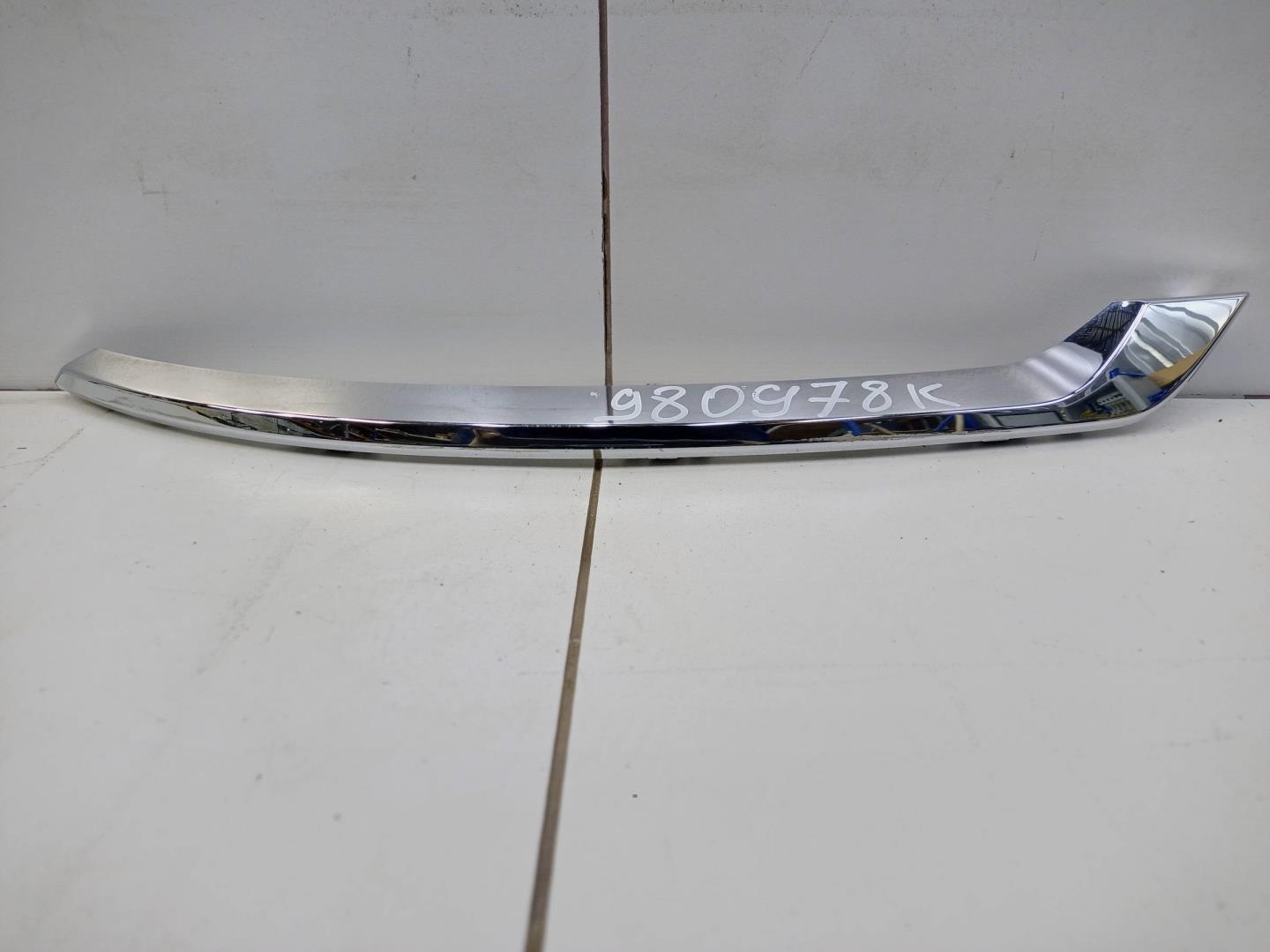 Накладка заднего бампера левая