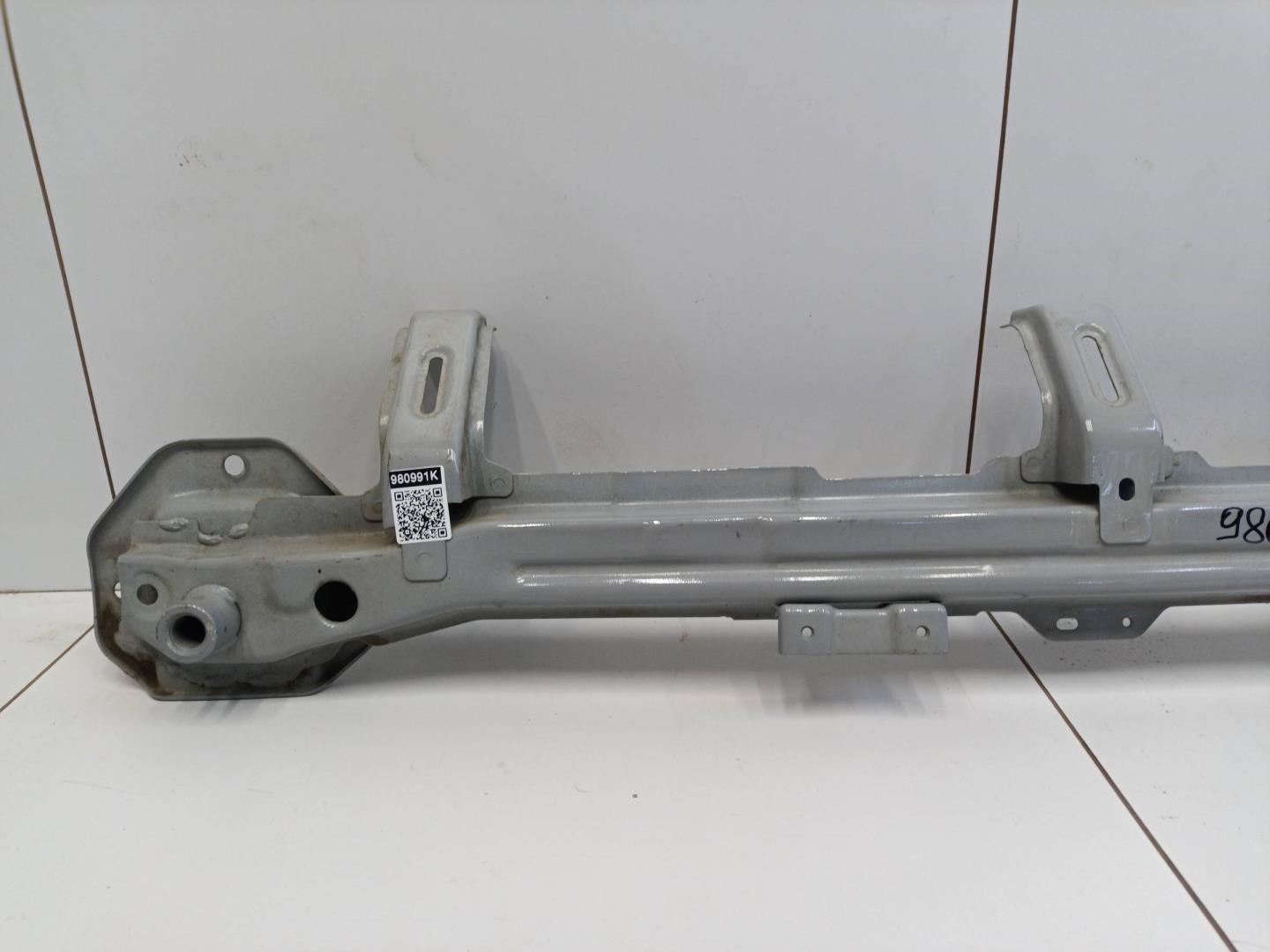 Усилитель заднего бампера