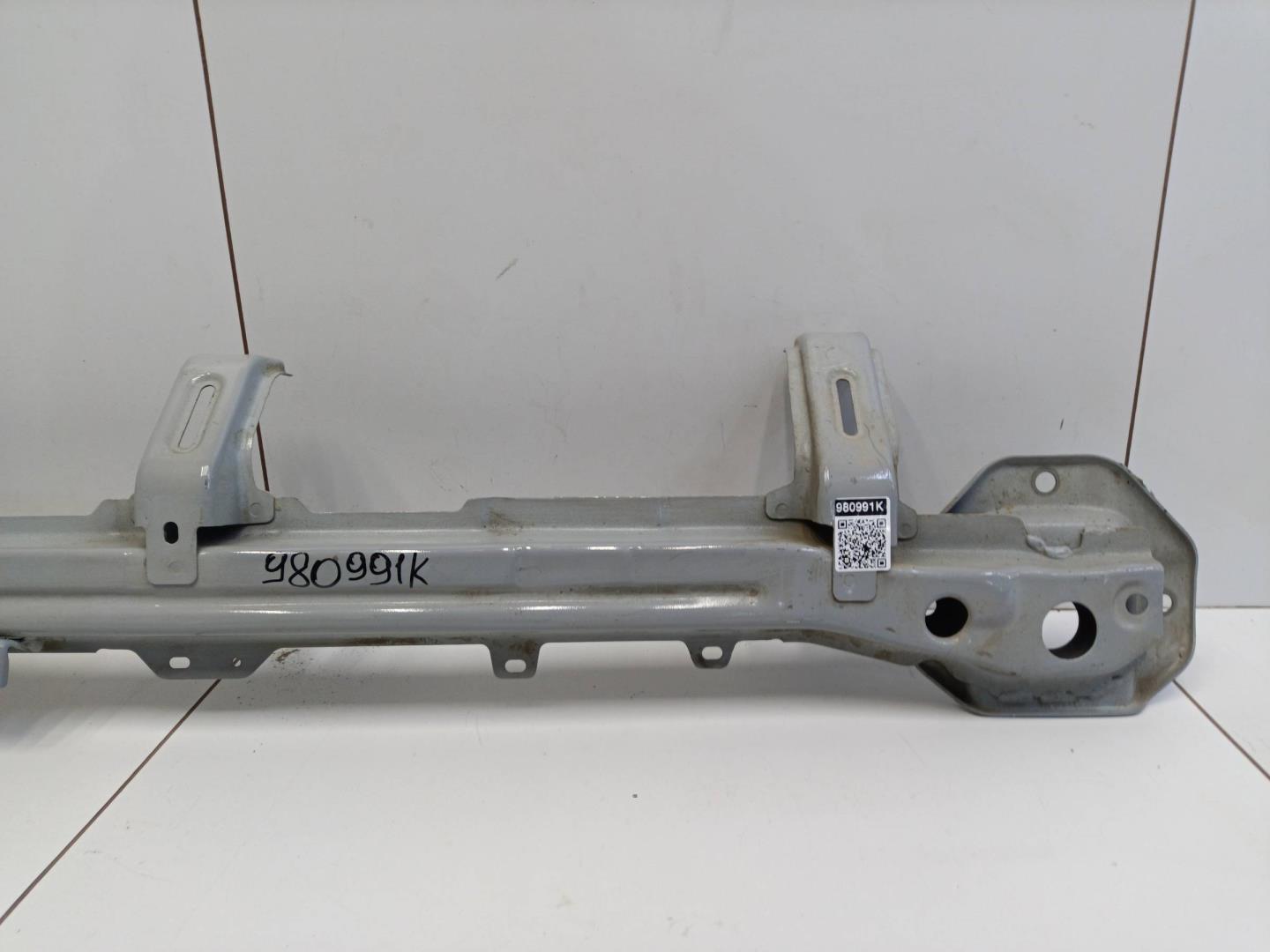 Усилитель заднего бампера