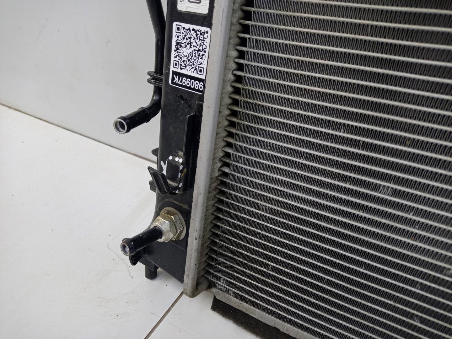 Радиатор охлаждения двигателя основной