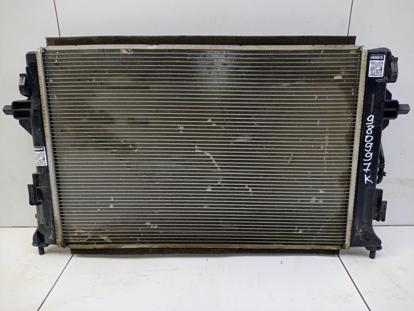 Радиатор охлаждения двигателя основной