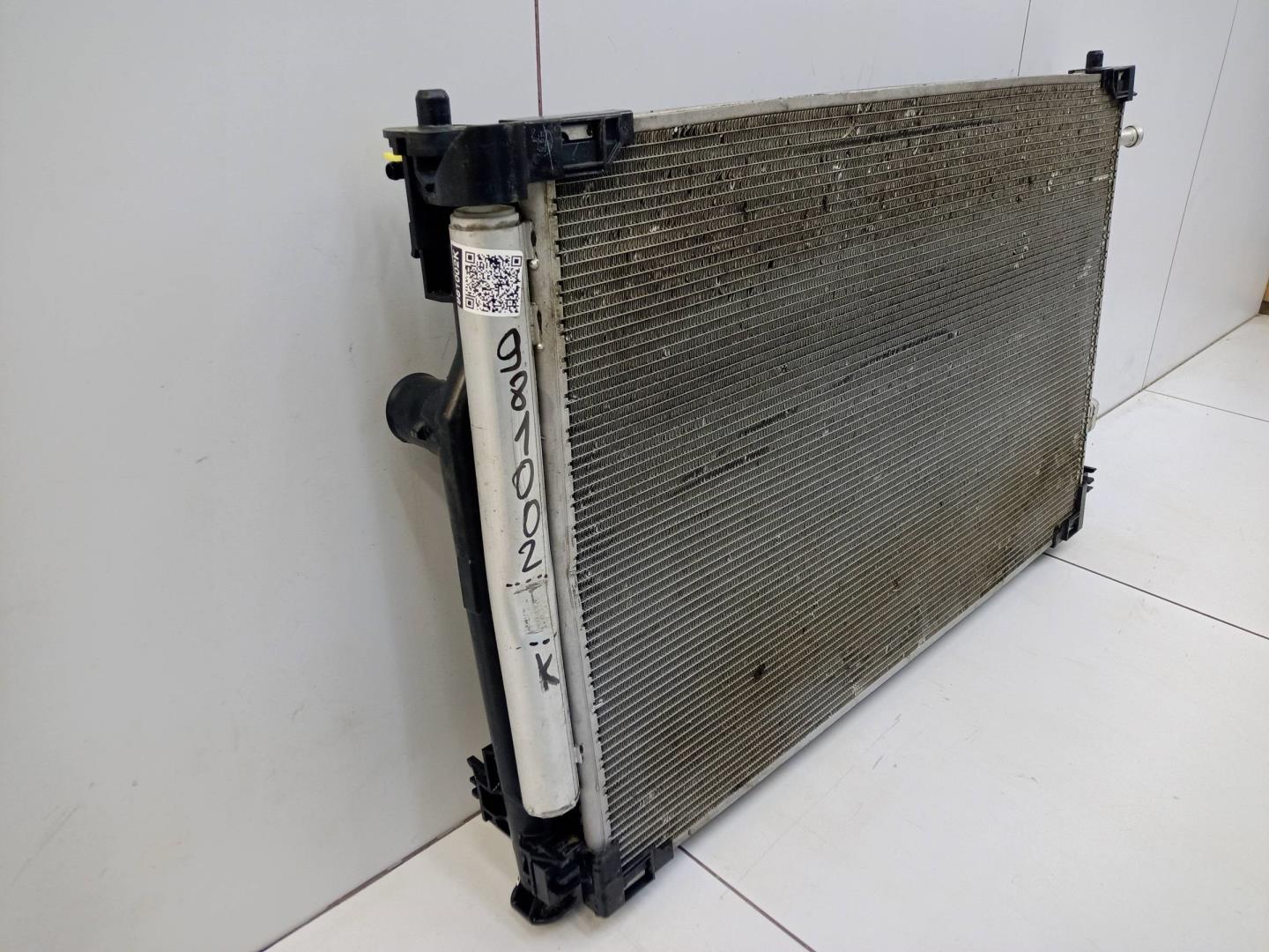 Радиатор охлаждения двигателя основной