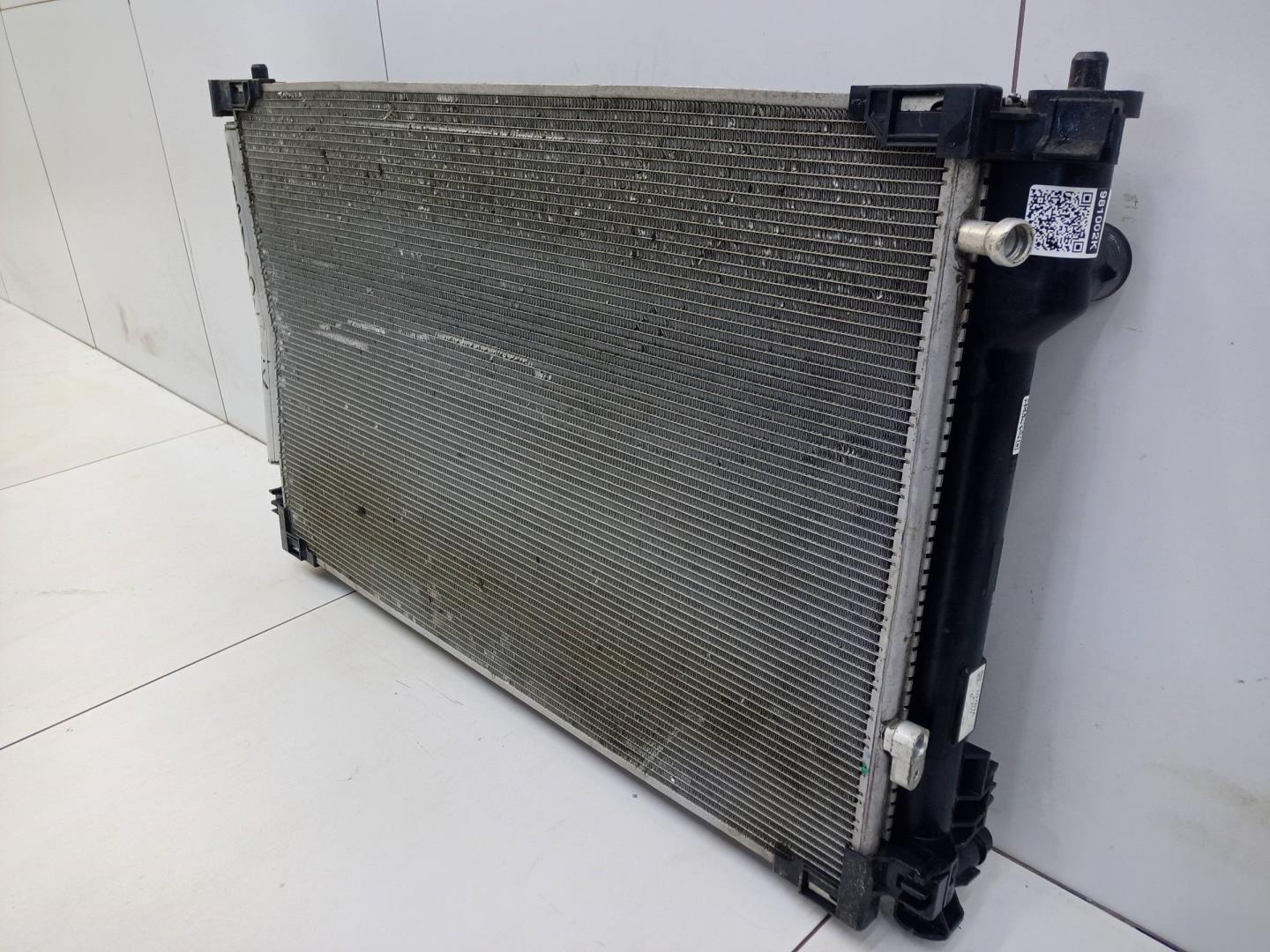 Радиатор охлаждения двигателя основной