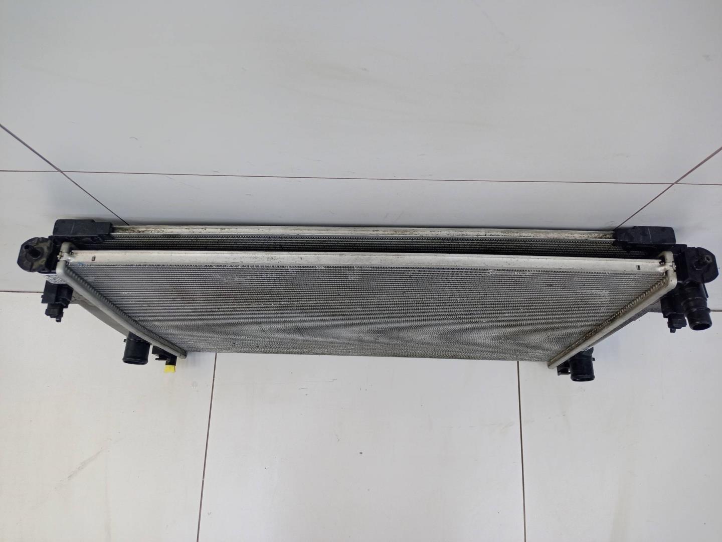 Радиатор охлаждения двигателя основной