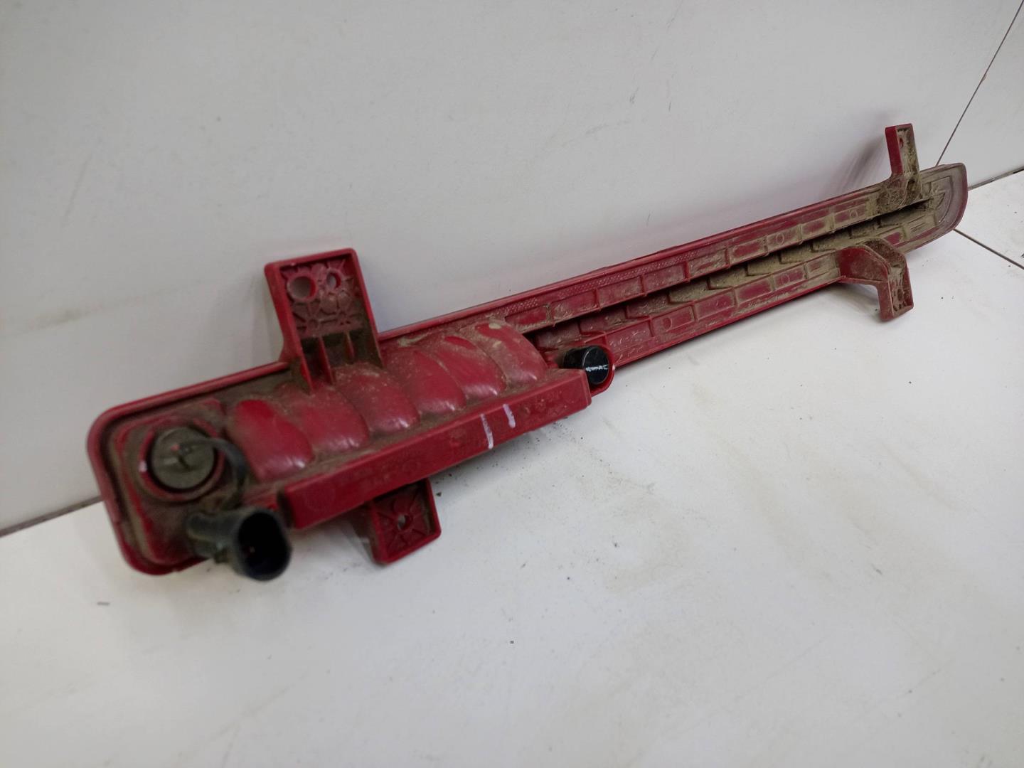 Отражатель в бампер задний правый