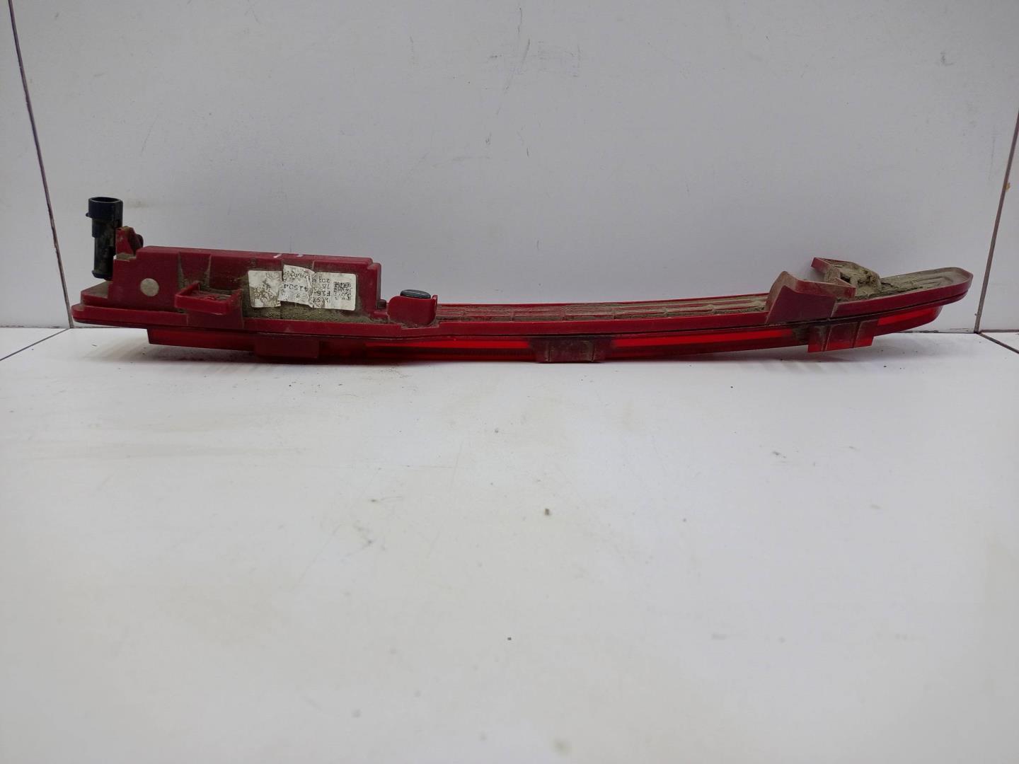 Отражатель в бампер задний правый