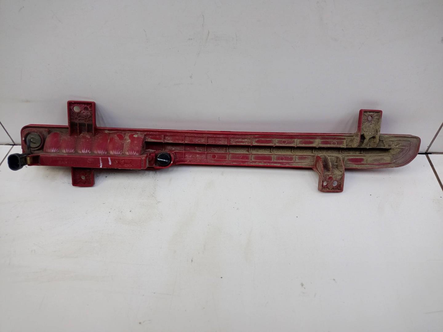 Отражатель в бампер задний правый