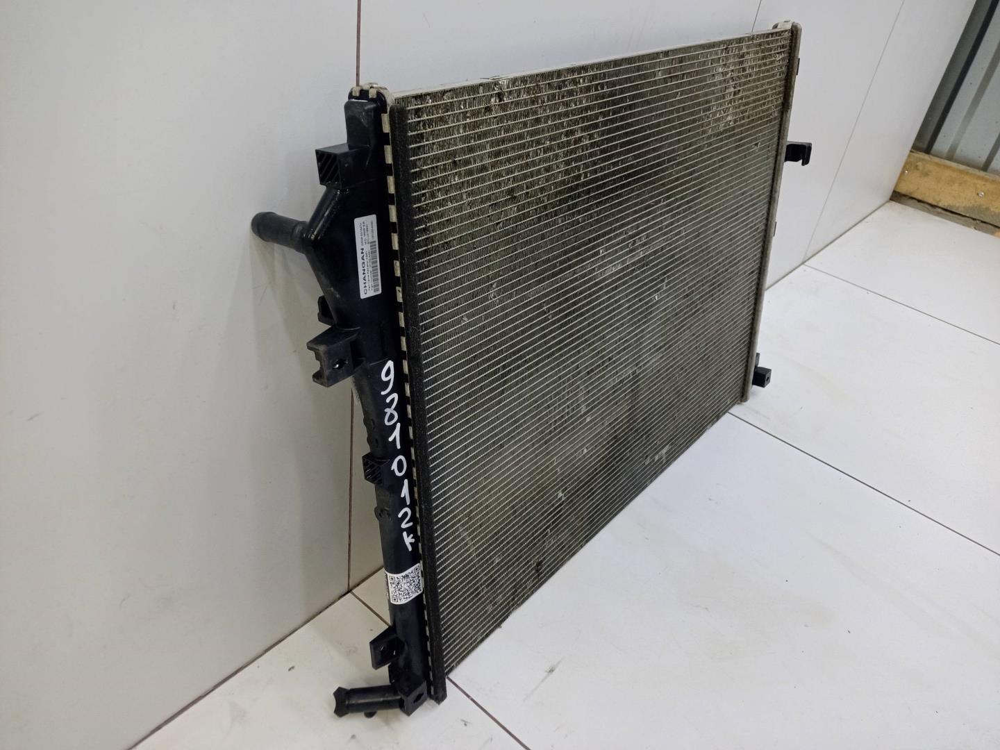 Радиатор охлаждения двигателя дополнительный