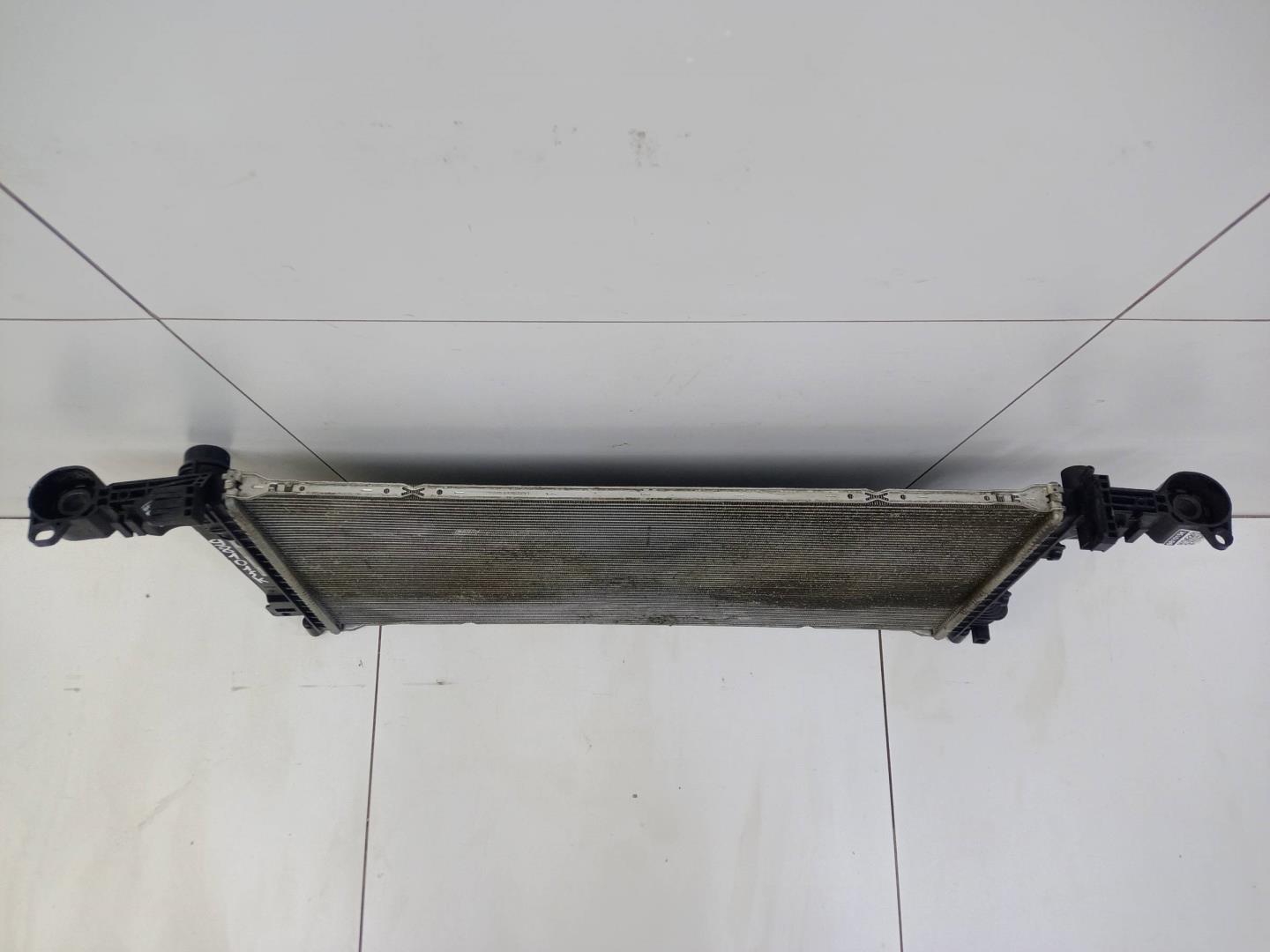 Радиатор охлаждения двигателя основной