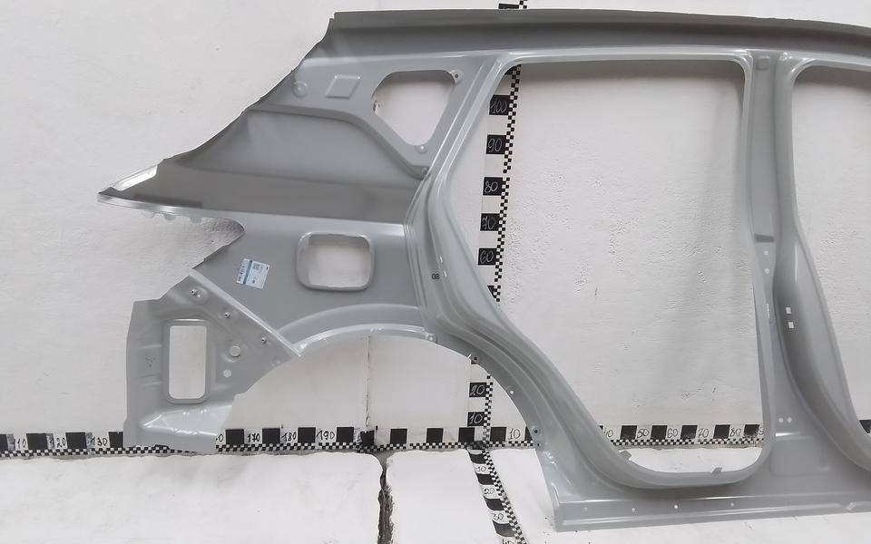 Кузовной элемент