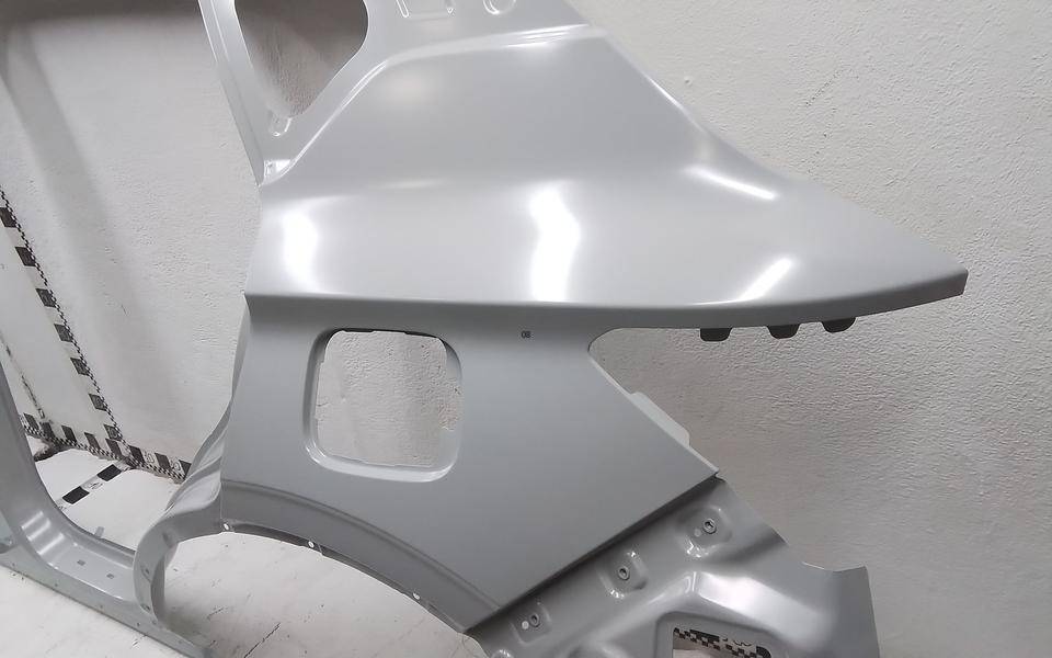 Кузовной элемент