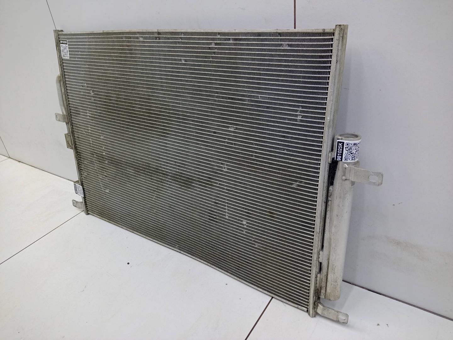 Радиатор кондиционера / конденсер