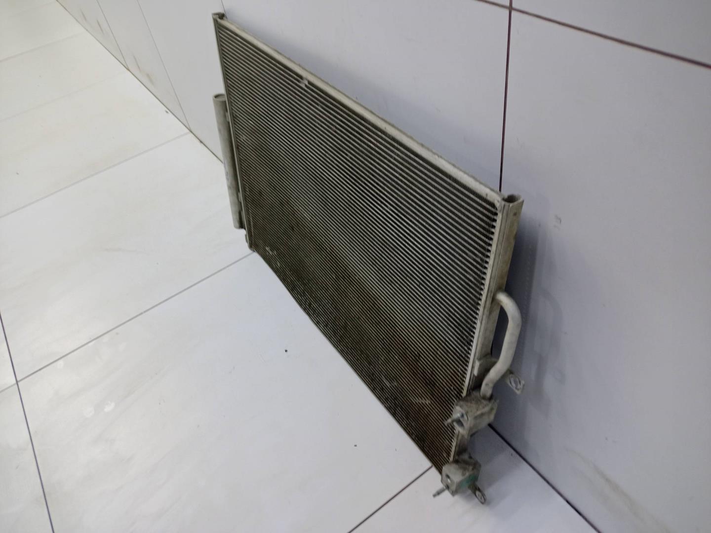 Радиатор кондиционера / конденсер