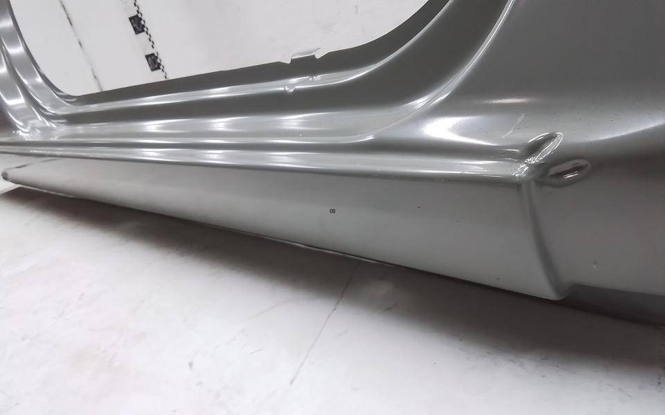 Кузовной элемент