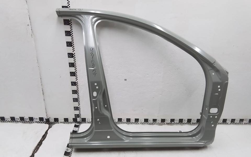 Кузовной элемент