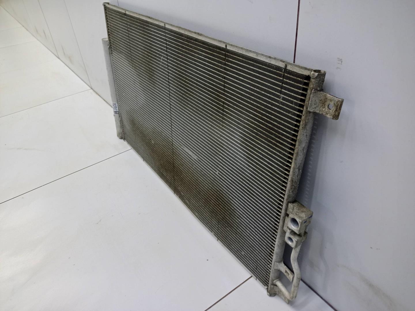Радиатор кондиционера / конденсер