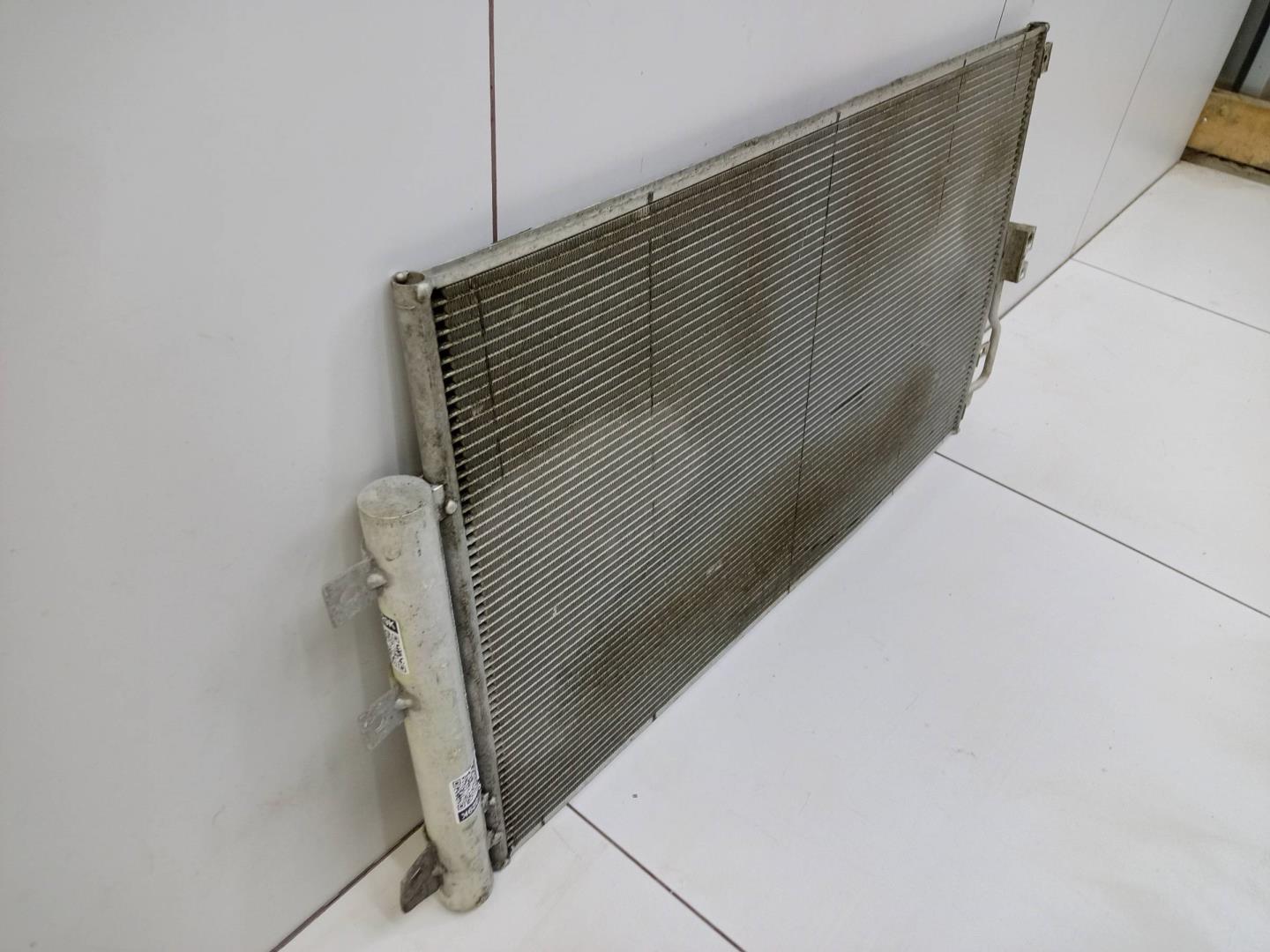 Радиатор кондиционера / конденсер