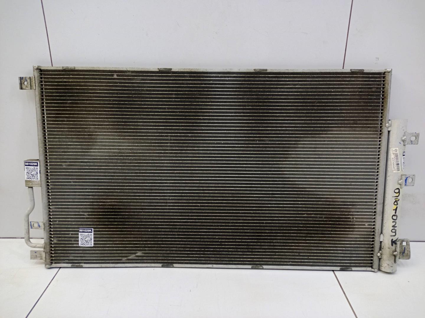 Радиатор кондиционера / конденсер