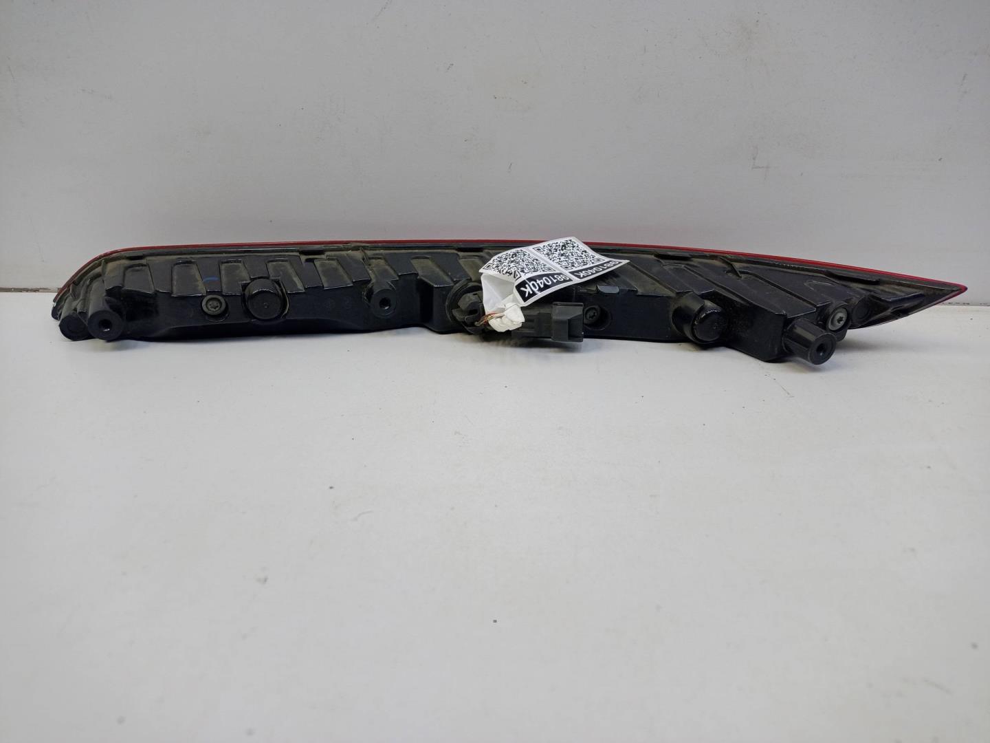 Фонарь задний в бампер правый