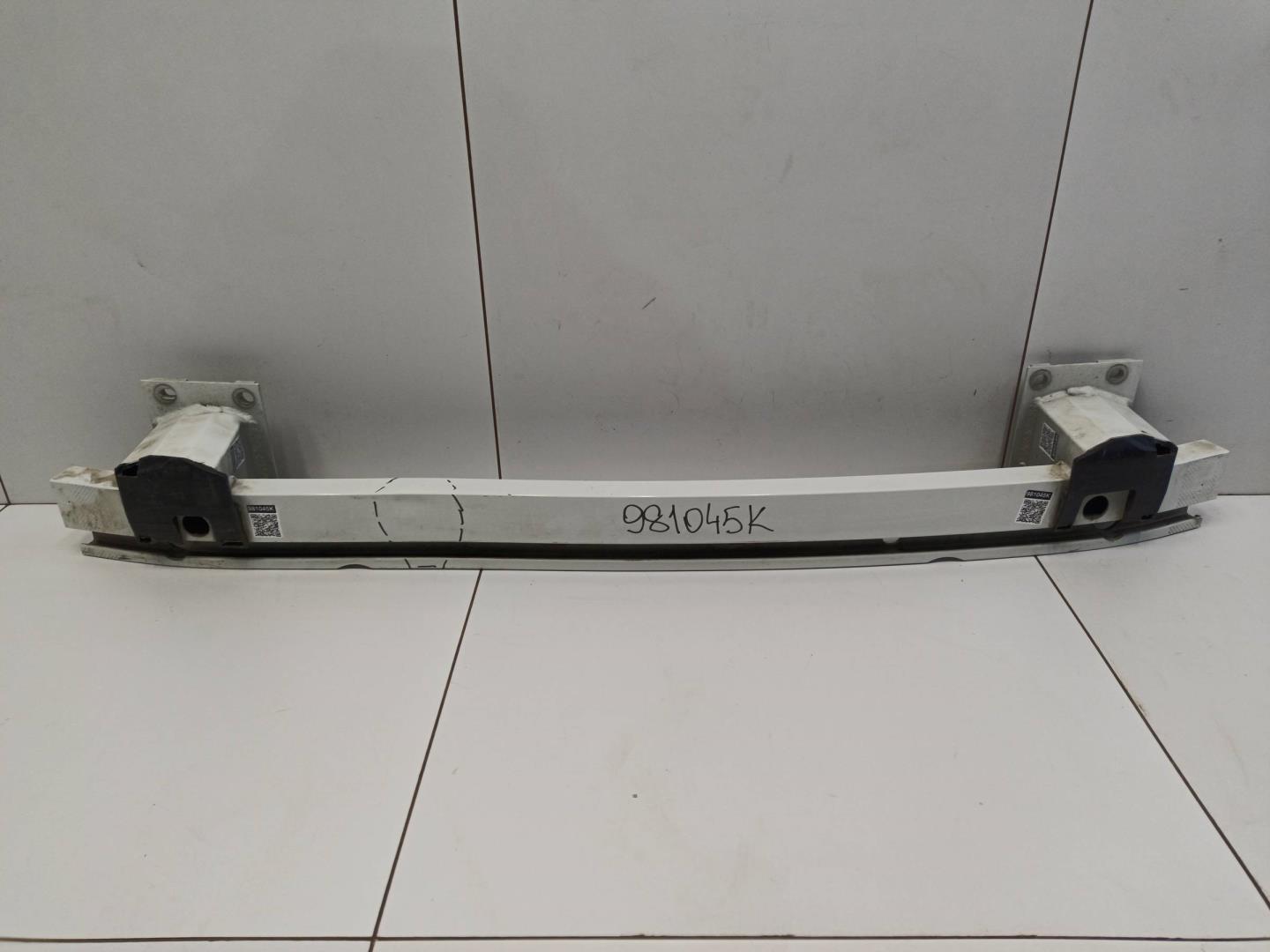 Усилитель заднего бампера