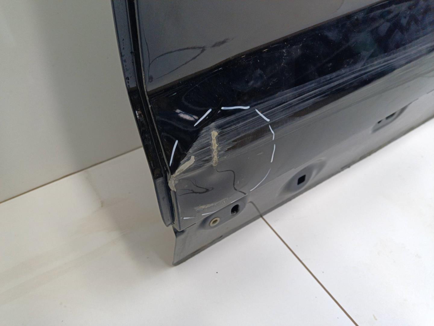 Дверь задняя левая