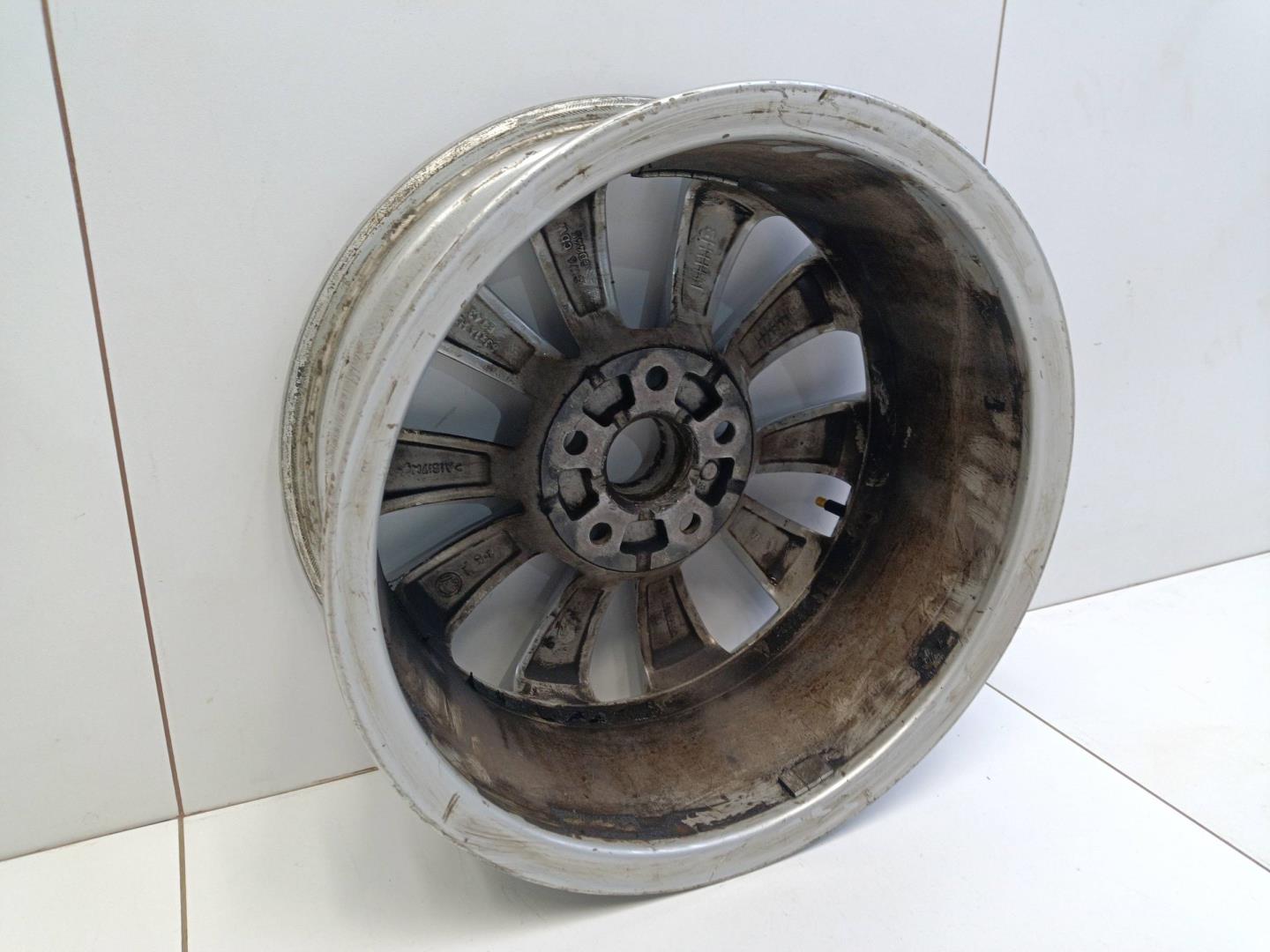 Диск колесный литой