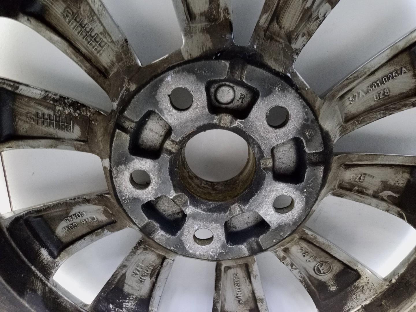 Диск колесный литой