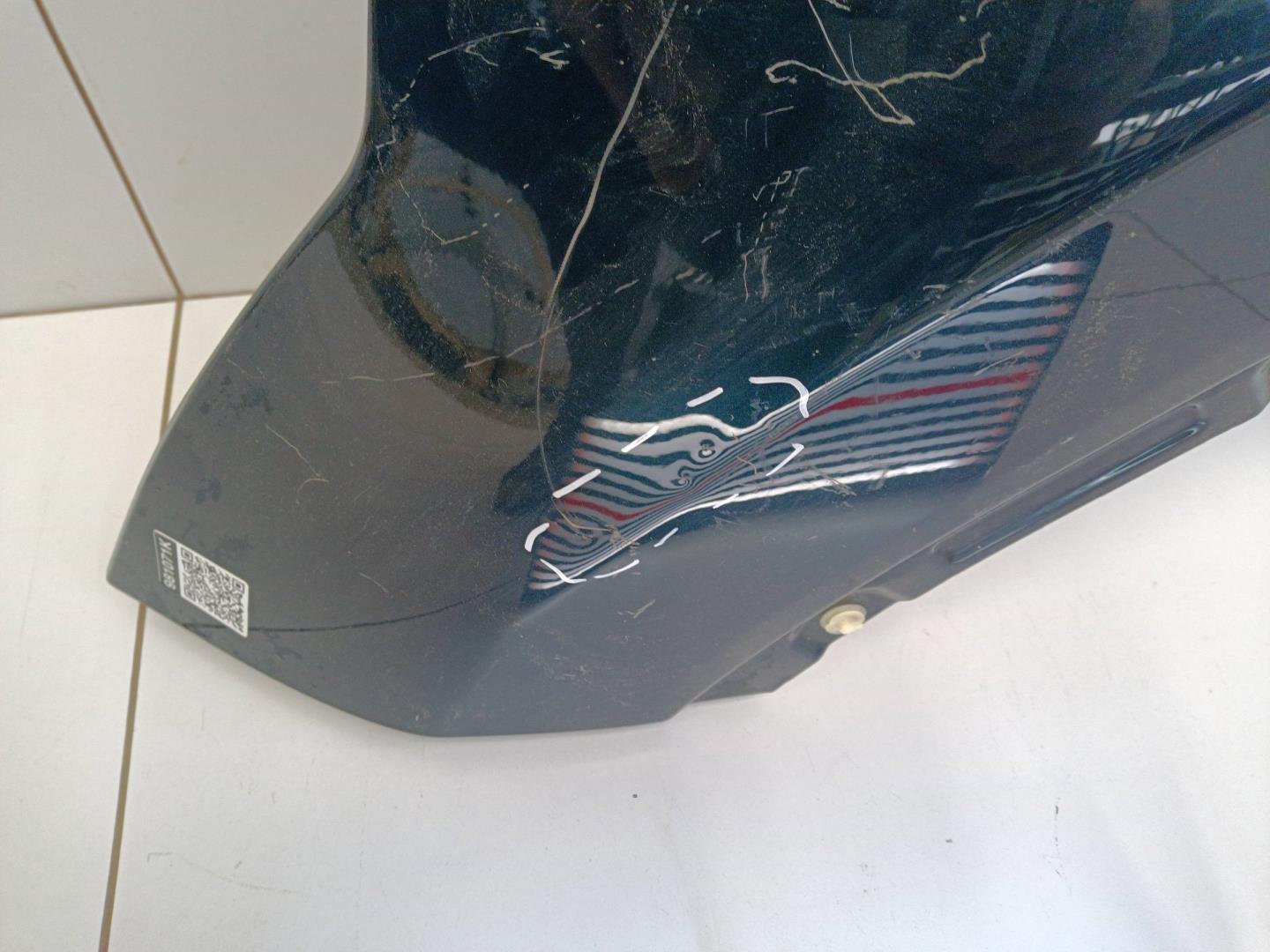 Крыло переднее левое