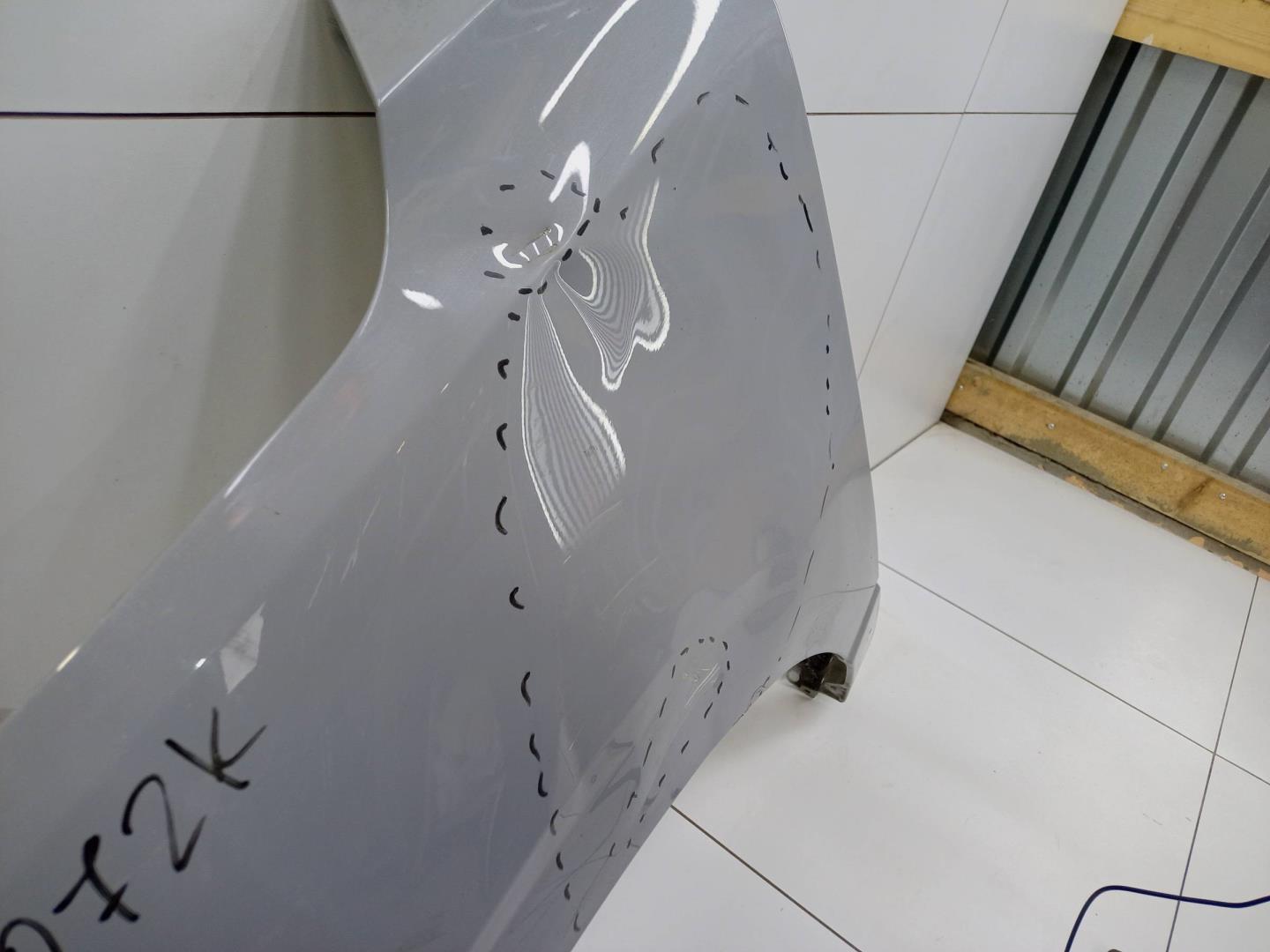 Крыло переднее левое