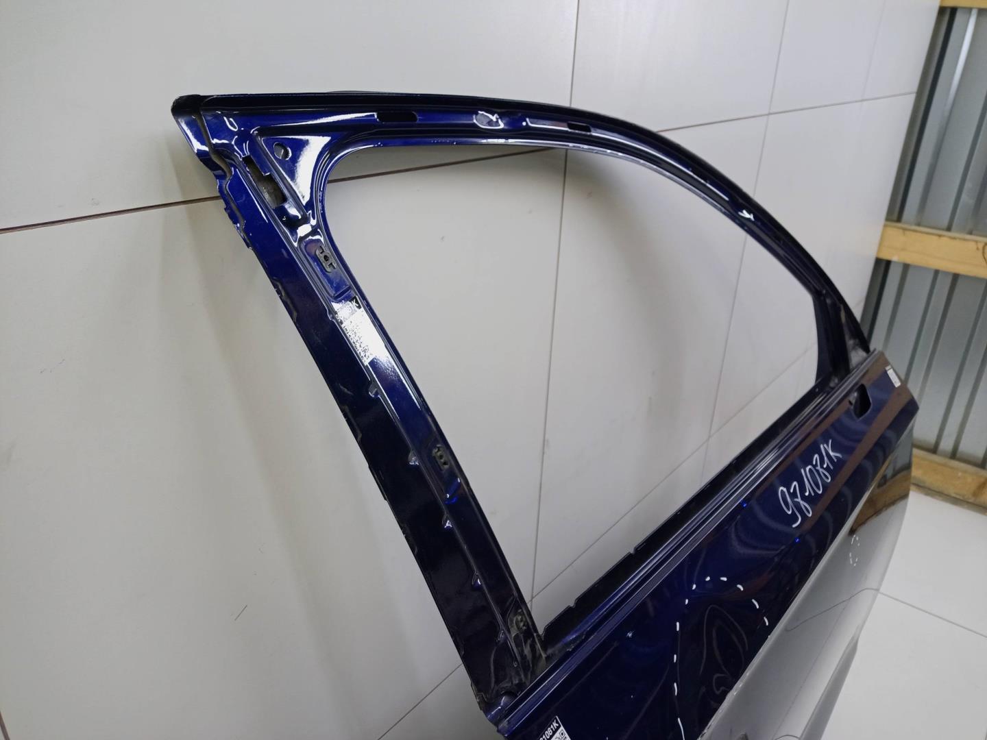 Дверь передняя правая