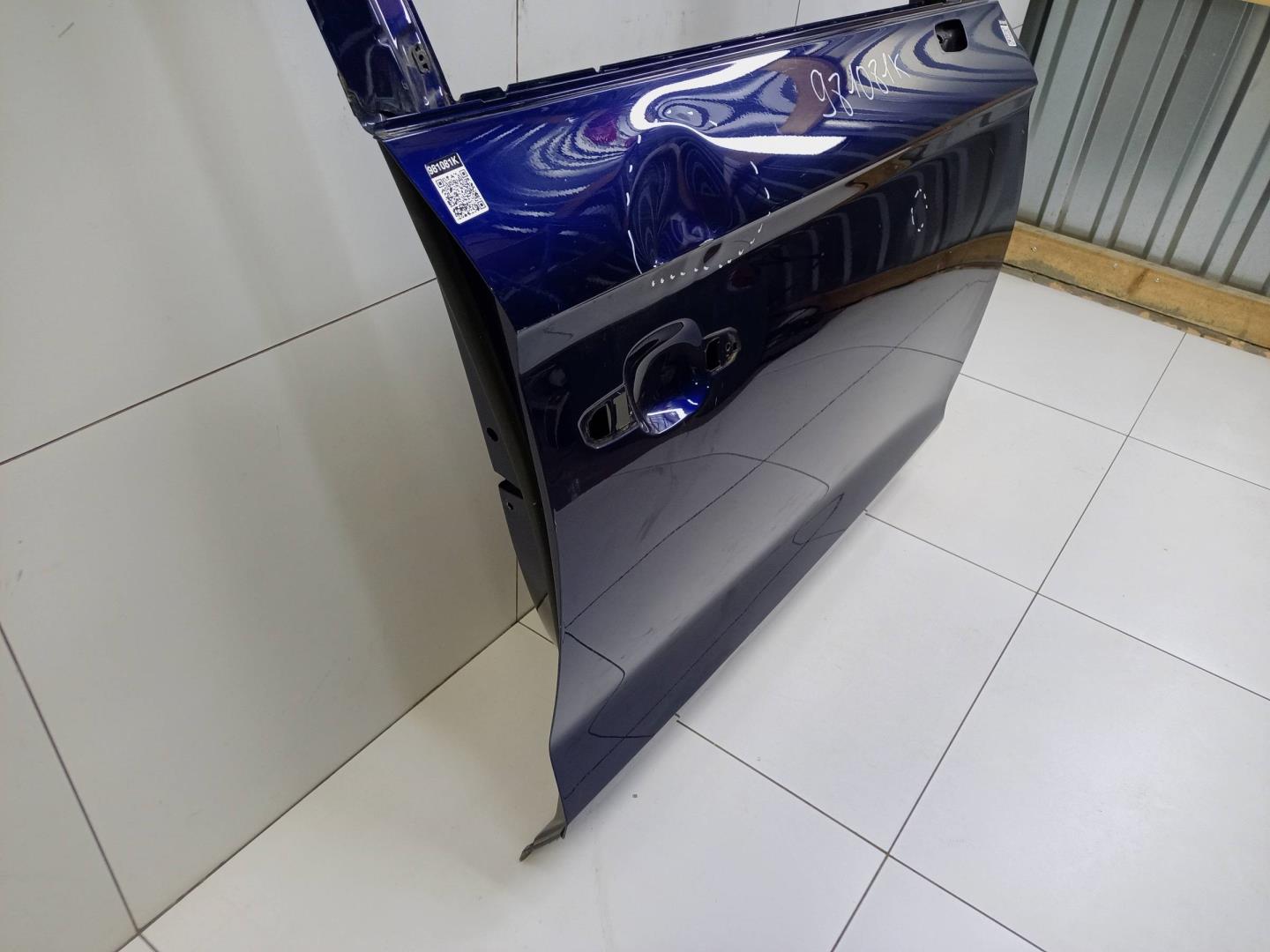 Дверь передняя правая