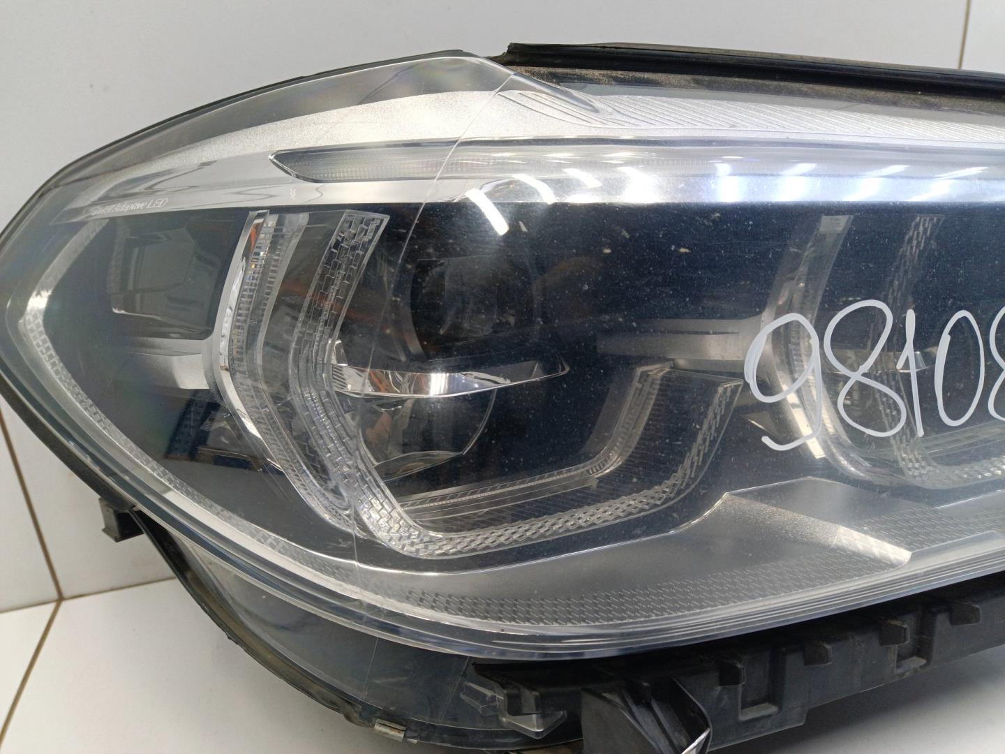 Фара правая