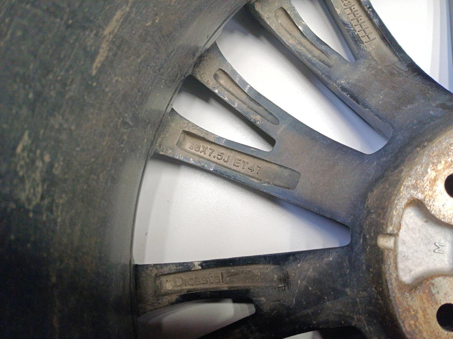 Диск колесный литой