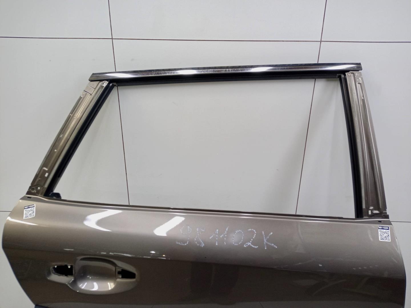 Дверь задняя правая