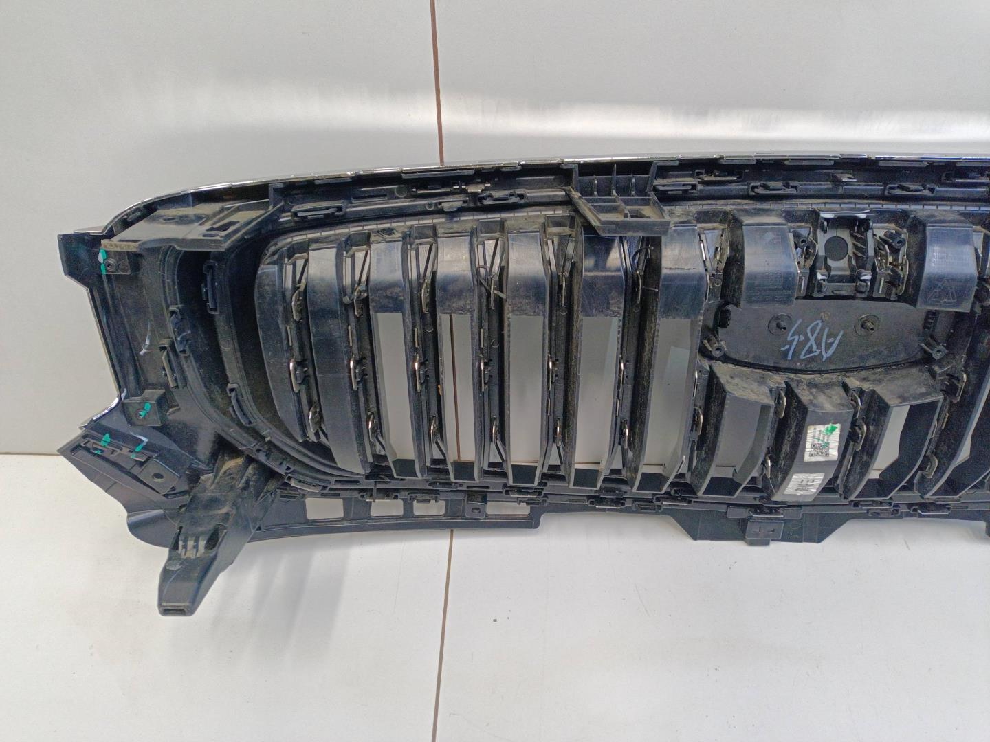 Решетка радиатора