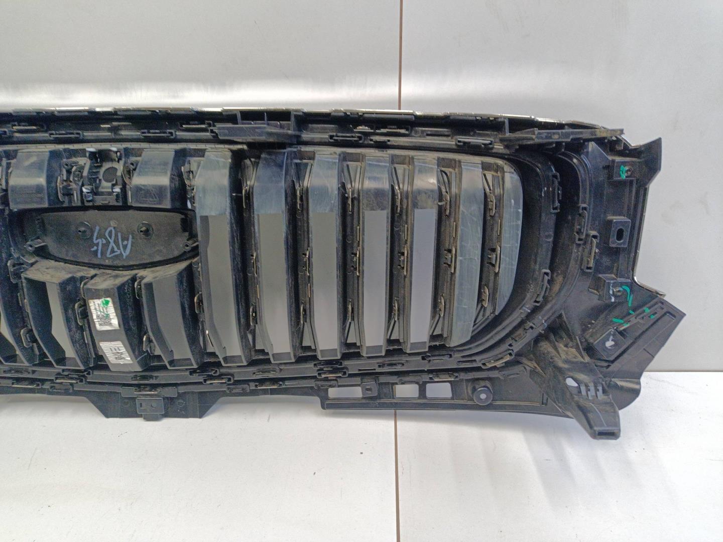 Решетка радиатора