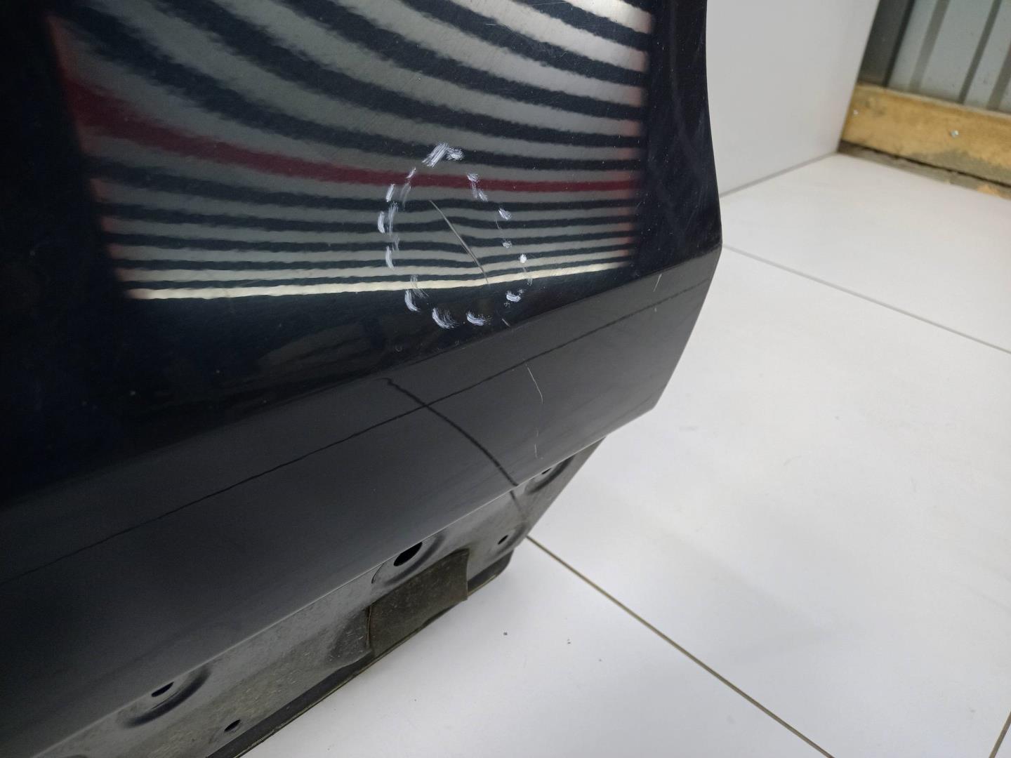 Дверь задняя правая