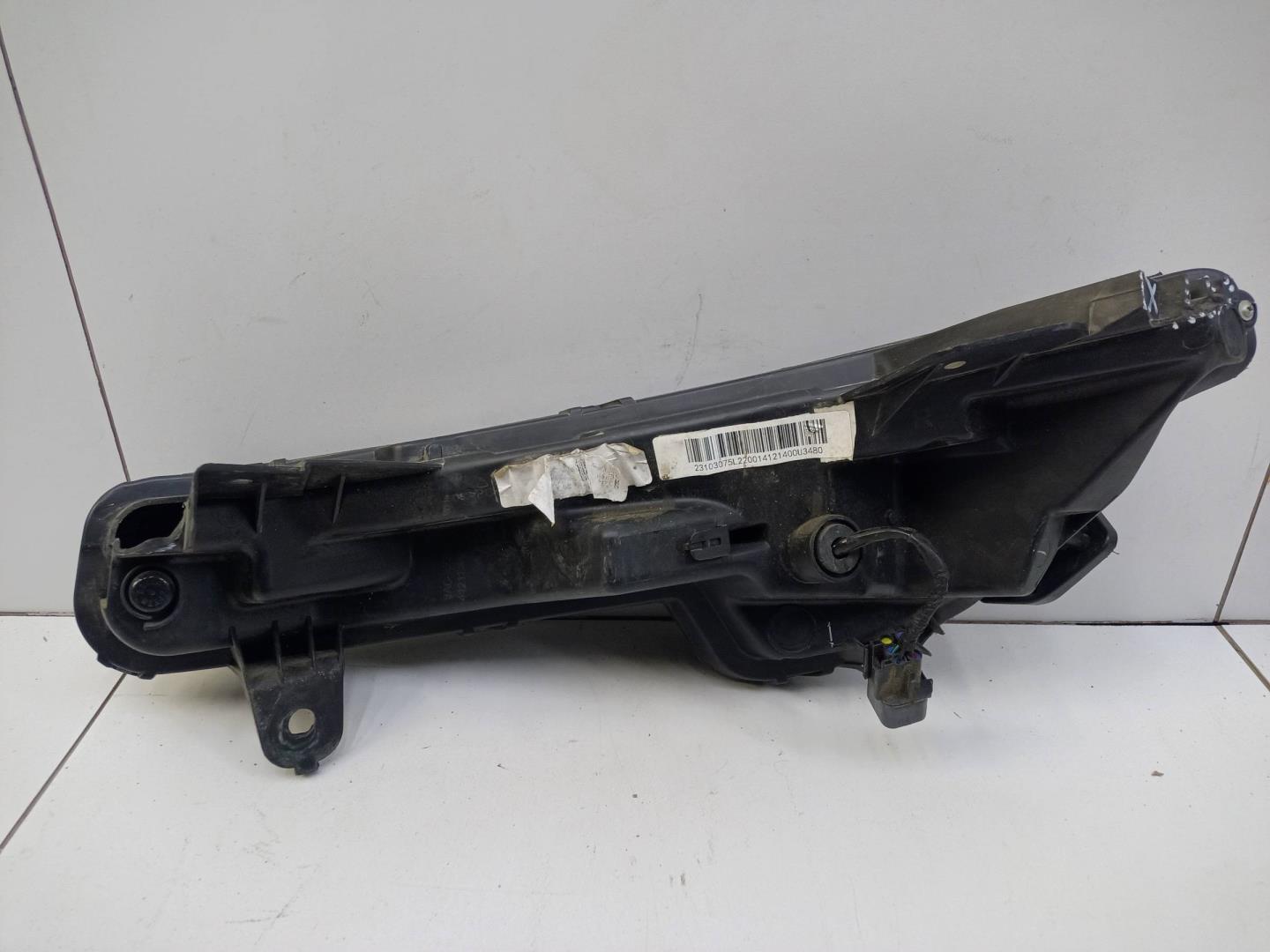 Фара дневного света правая (ходовые огни)