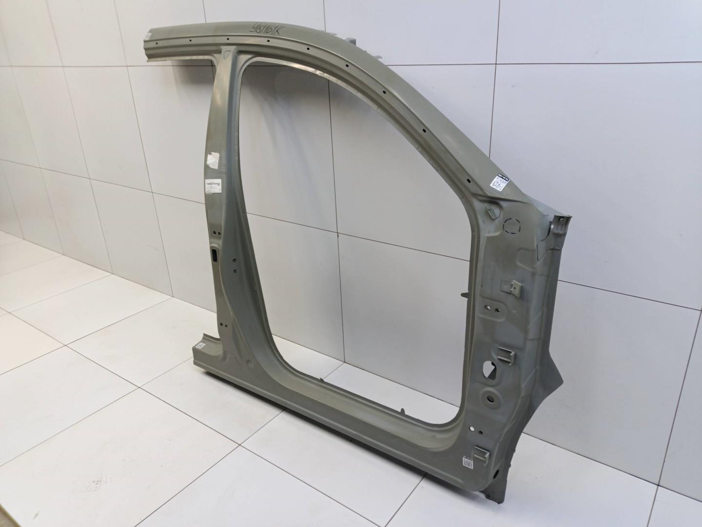 Кузовной элемент