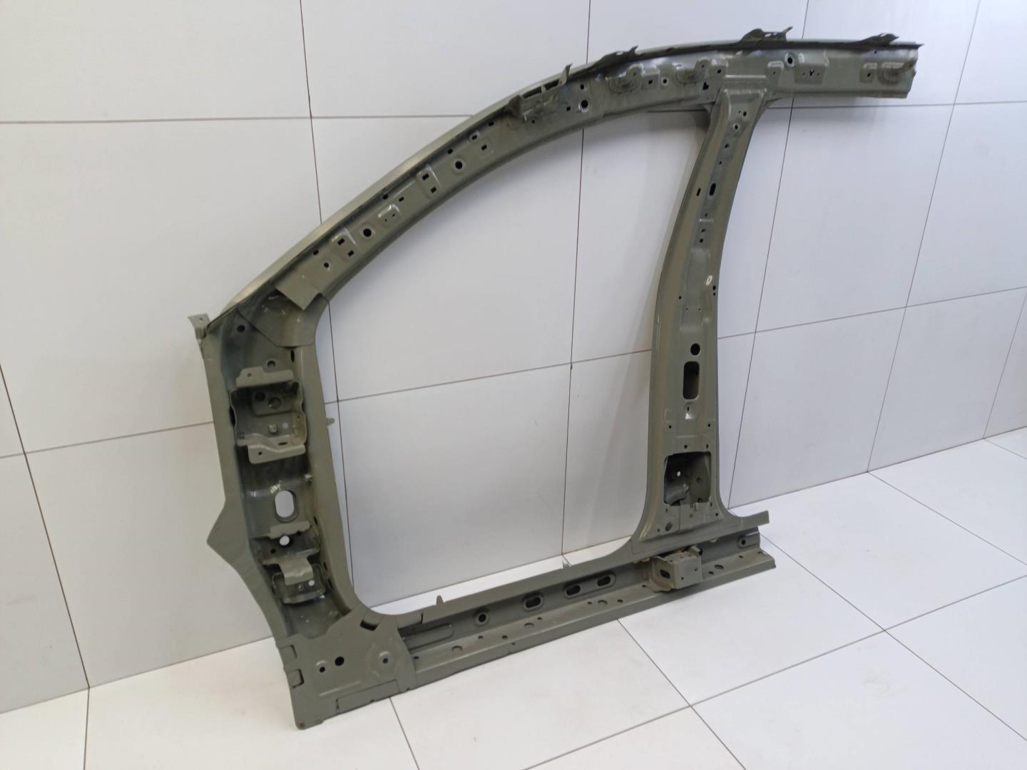 Кузовной элемент