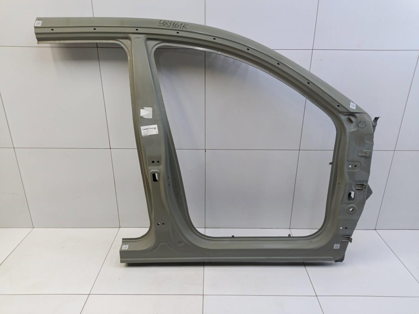 Кузовной элемент