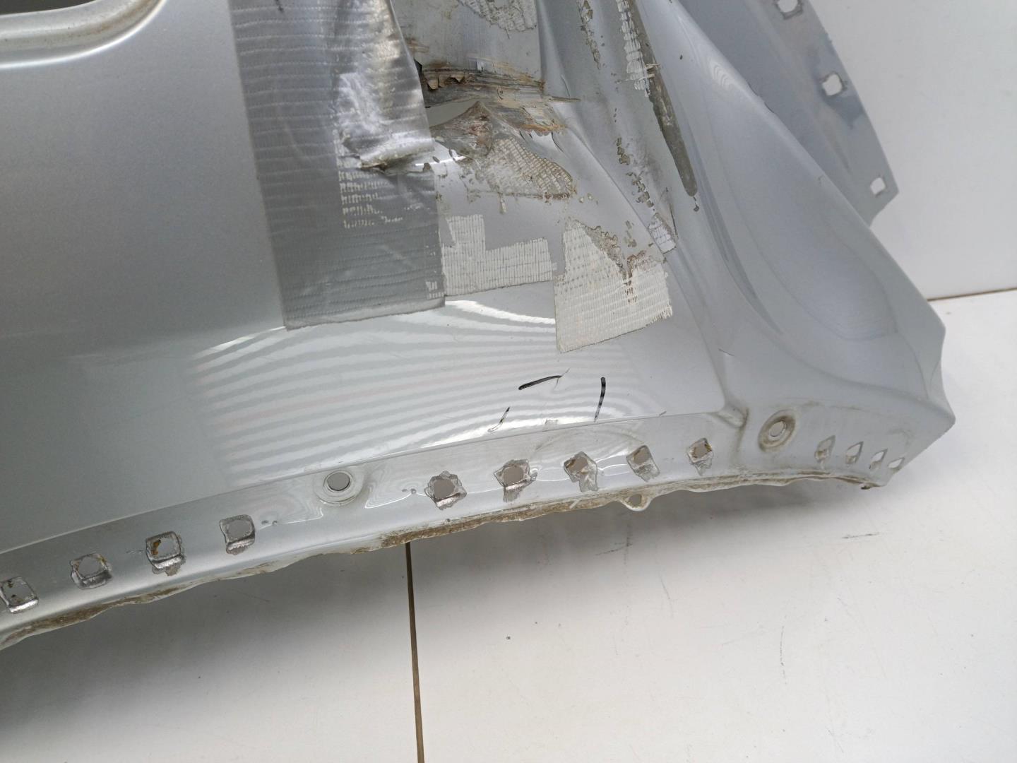 Крыло заднее правое