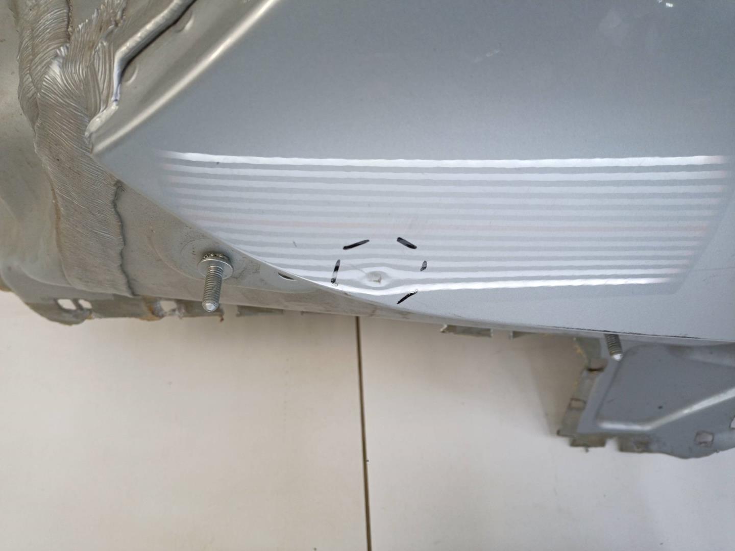 Крыло заднее правое