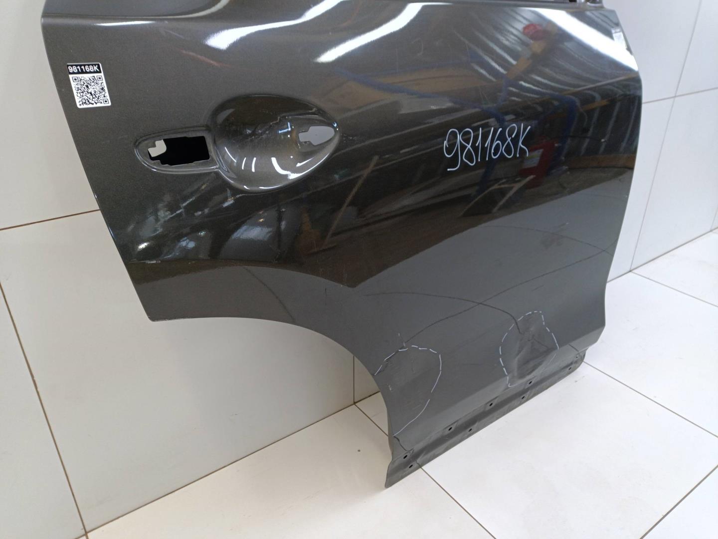 Дверь задняя правая