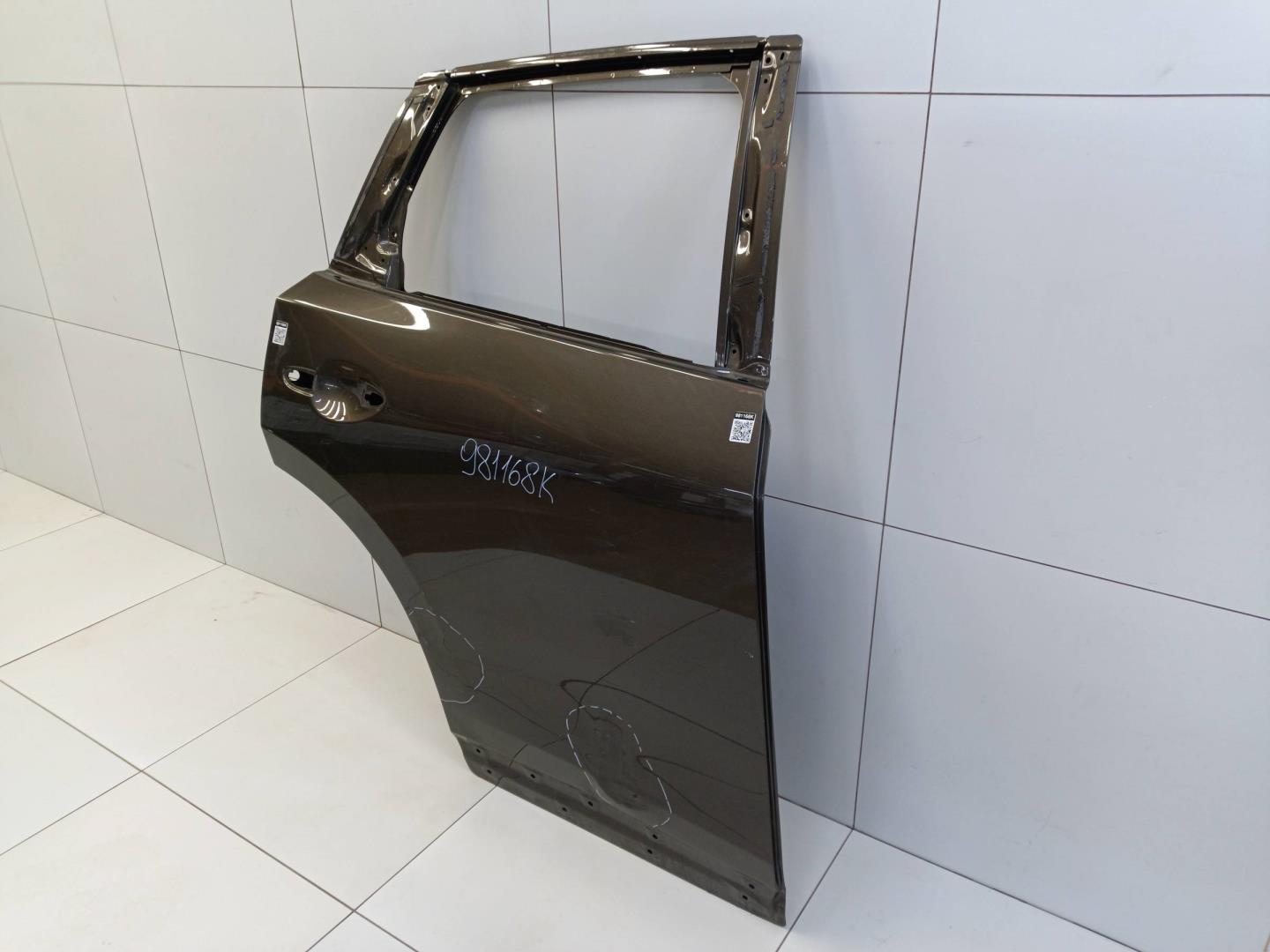 Дверь задняя правая