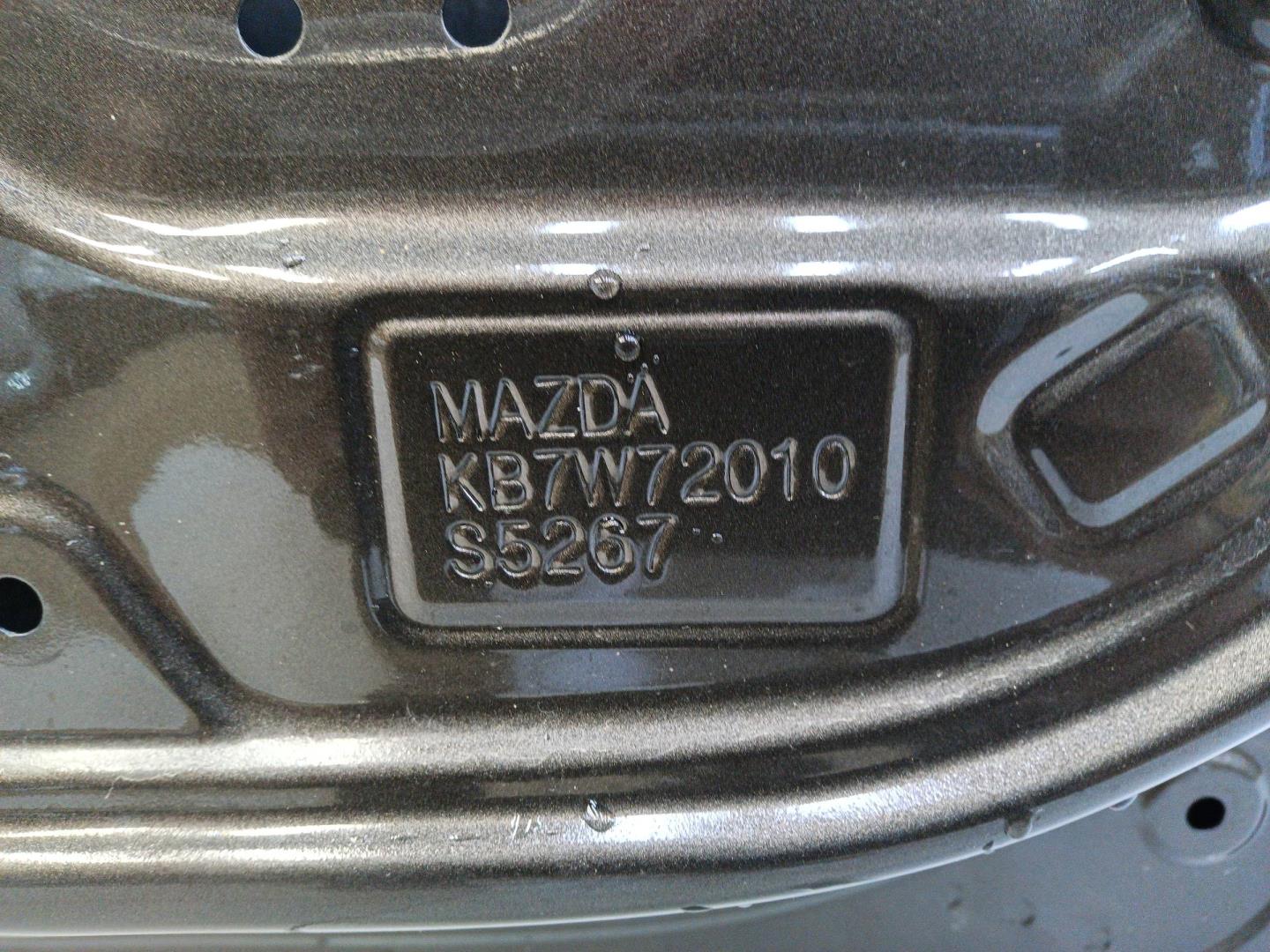 Дверь задняя правая