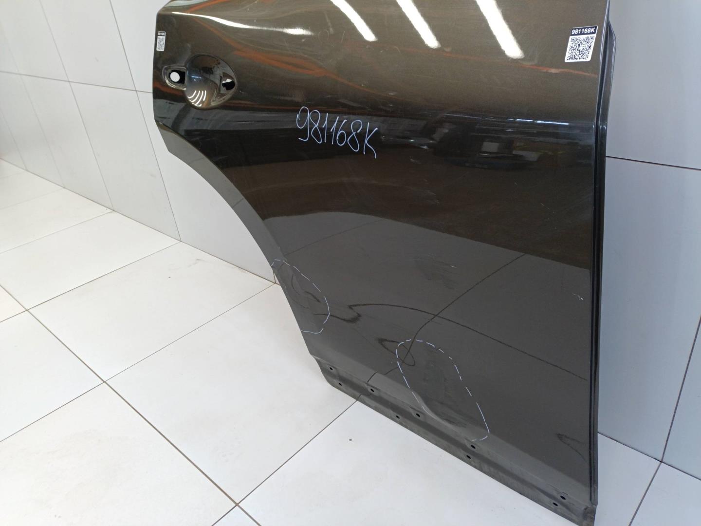 Дверь задняя правая