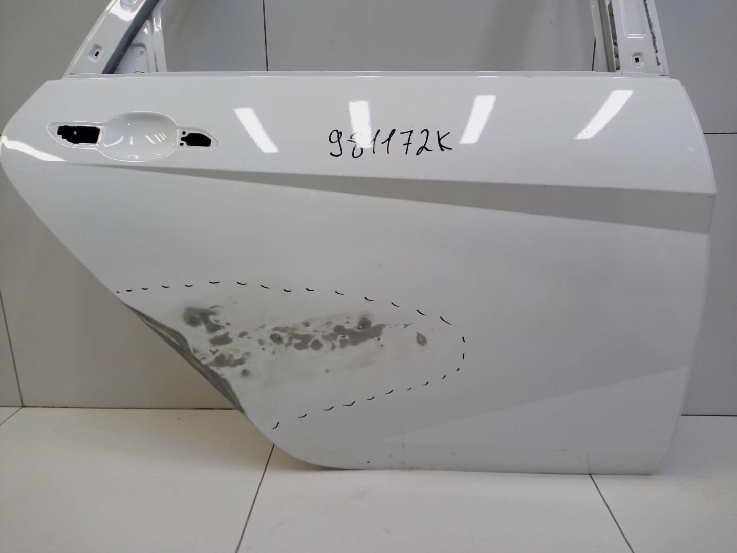 Дверь задняя правая