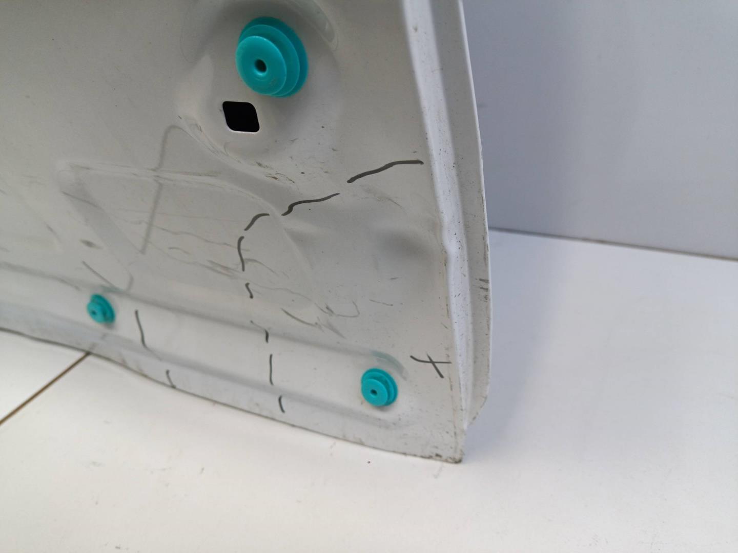 Дверь задняя правая