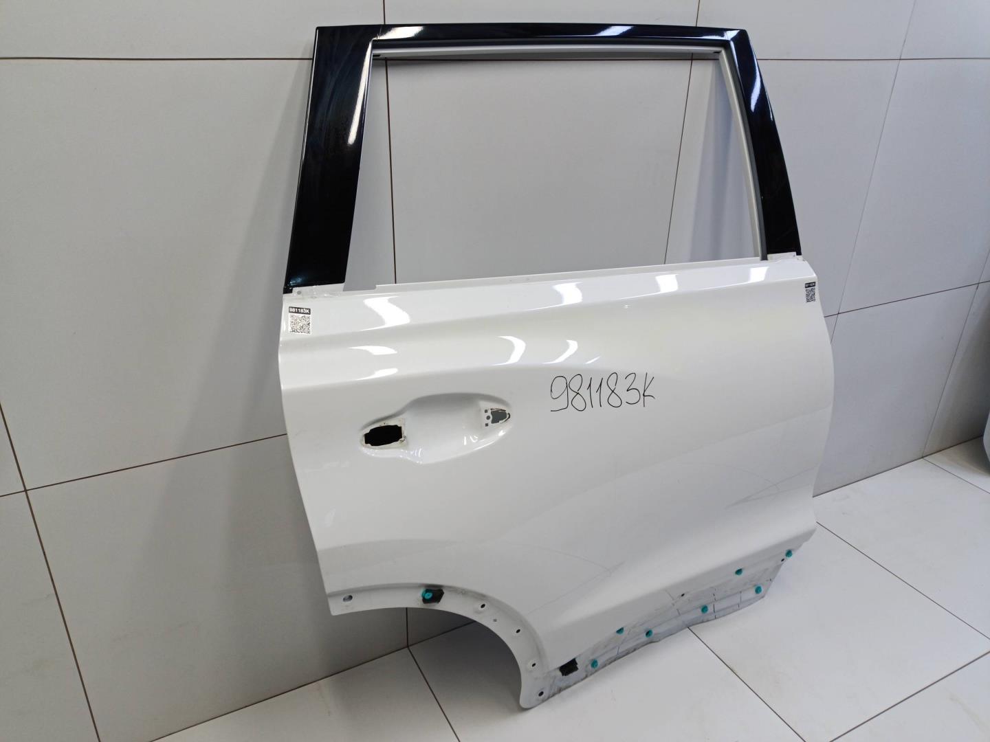 Дверь задняя правая
